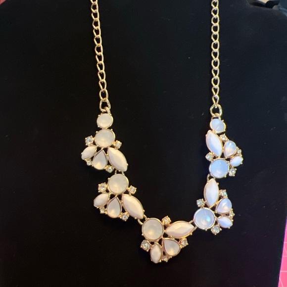 Avon Jewelry - Avon Elegant Gold and White Floral Necklace